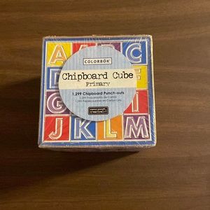 Chipboard Cube Primary Colorbök